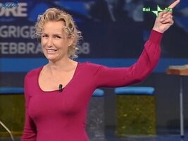 67605_Licia_Colo_-_AFK_080203_04_123_816lo.jpg