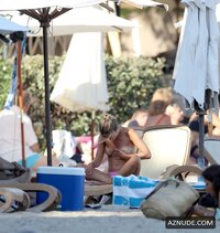 Lady-Amelia-Windsor-Sexy-Topless-TheFappeningBlog.com-56.jpg