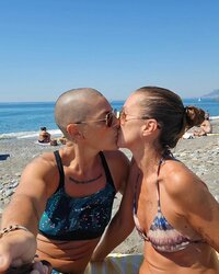 simonaevalentinabaciolesbo7.jpeg