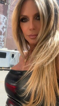 heidiklum_1723831406_446305980.jpg