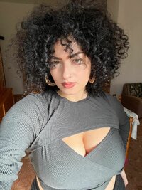 LoveThreads.Net_463197994_1059353808730631_6112155314725376784_n.jpg