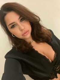 LoveThreads.Net_423433429_1753868878429994_1553452988826936079_n.jpg