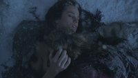 S3E07 - Gwendoline Taylor (Sibyl) nude and hot sex in cold weather in Spartacus 5.jpg