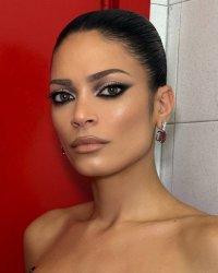 mrdanielmakeup_1739800454_3570027424649395064_15097176.jpg