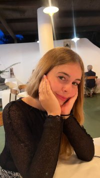 bonigiorgia_3575259699638419336.jpg