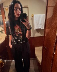ddlovato_1742154370174.jpg