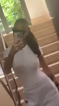 vlcsnap-2025-05-28-00h12m44s978.webp