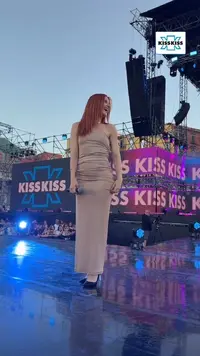 VideoCapture_20250531-225751.webp
