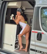 Sheila_camper01.webp