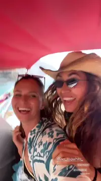 vlcsnap-2025-06-15-19h21m52s605.webp