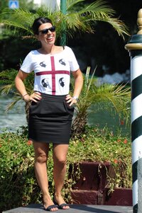 geresize_vestito-da-orgoglio-sardo-per-geppi-cucciari_original.jpeg