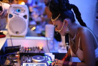 20130919-Paola-Iezze-vogue-fashions-night-out-8.jpg