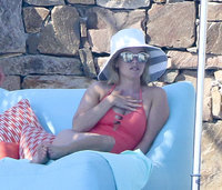 reese-witherspoon-red-swimsuit-on-vacation-in-cabo-san-lucas-030116-24.jpg