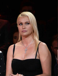isola-dei-famosi-eva-henger-attacca-simona-ventura-vuole-tenere-tutti-sotto-controllo.jpg