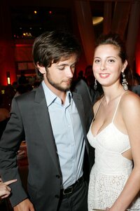 eva_amurri_eva_at_war_of_the_worlds_premier_zAtvqyX.jpg