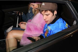 Chiara-Ferragni--Moschino-FW2017-Men-show-during-Fashion-week--07.jpg