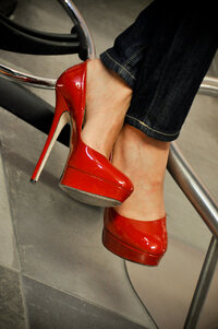 Nina-Zilli-Feet-1249060.jpg