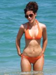 Kate_Beckinsale_orange_bikini_holiday_in_Cabo_09.jpg