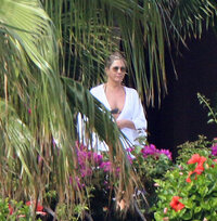 60335562_jennifer-aniston_29122017p_28.jpg