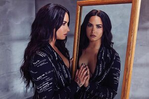 ddlovato___BfXBWrxFING___.jpg