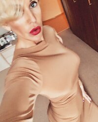 Lana5 (14).jpg
