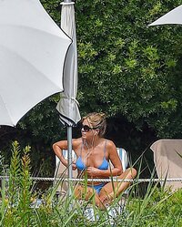 76492773_panda-for-hqcelebcorner-net-40.jpg