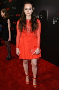 Katherine-Langford-Feet-2766273.jpg