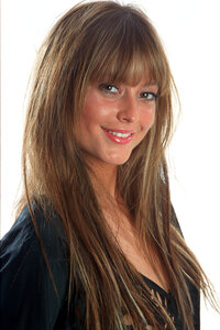 91326_HollyValance_4250_122_436lo.jpg