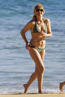 julia roberts in bikini 10.jpg