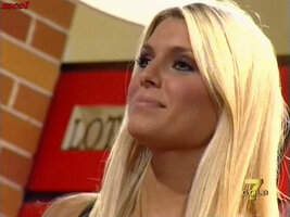 08315_Arianna_e_Cristina_-_Casa_Lotto_090907_11_123_763lo.jpg