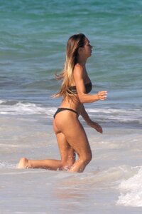 142483690_zibeno7-for-hqcc-35.jpg