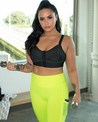 ddlovato-20200423-0003.jpg