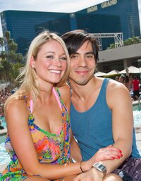 katrina bowden in piscina 18.jpg