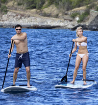 julianne hough in bikini 03.jpg