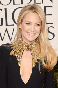 kate hudson al golden globes 06.JPG