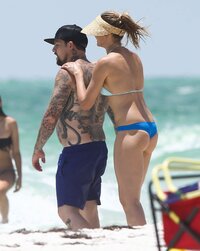 cameron diaz in bikini 15.jpg
