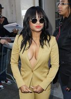 christina milian con fans 13.jpg