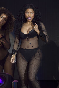 nicki minaj in concerto 30.jpg