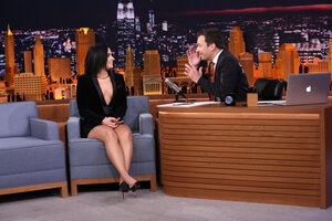demi lovato al tonight show 01.jpg