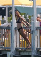 uma thurman in bikini 60.jpg