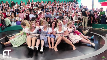 Teufelsrad - Damen Fahrt Oktoberfest München 2019 | Devils Wheel Girls Ride | Crazy Bavarian ...png