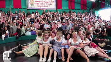 Teufelsrad - Damen Fahrt Oktoberfest München 2019 | Devils Wheel Girls Ride | Crazy Bavarian ...png