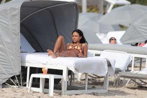 karrueche tran in bikini 13.jpg