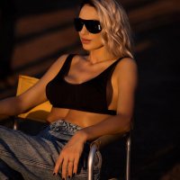 annatatangeloofficial_2021.2.6_5g82vc.jpg