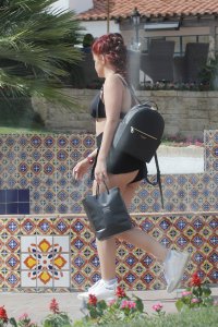 ariel winter in shorts 16.jpg