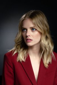 Samara Weaving.jpg