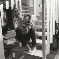 elenasantarelli_CMiFG1qMLc_.jpg