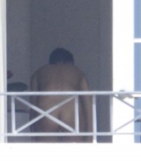 Rihanna Nude Changing Bikini 12-22-12 (5).jpg