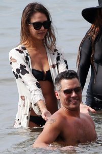 jessica alba in bikini 51.jpg