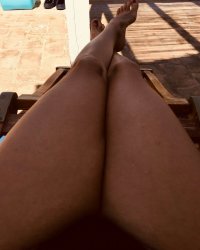 samantha capitoni gambe.jpg